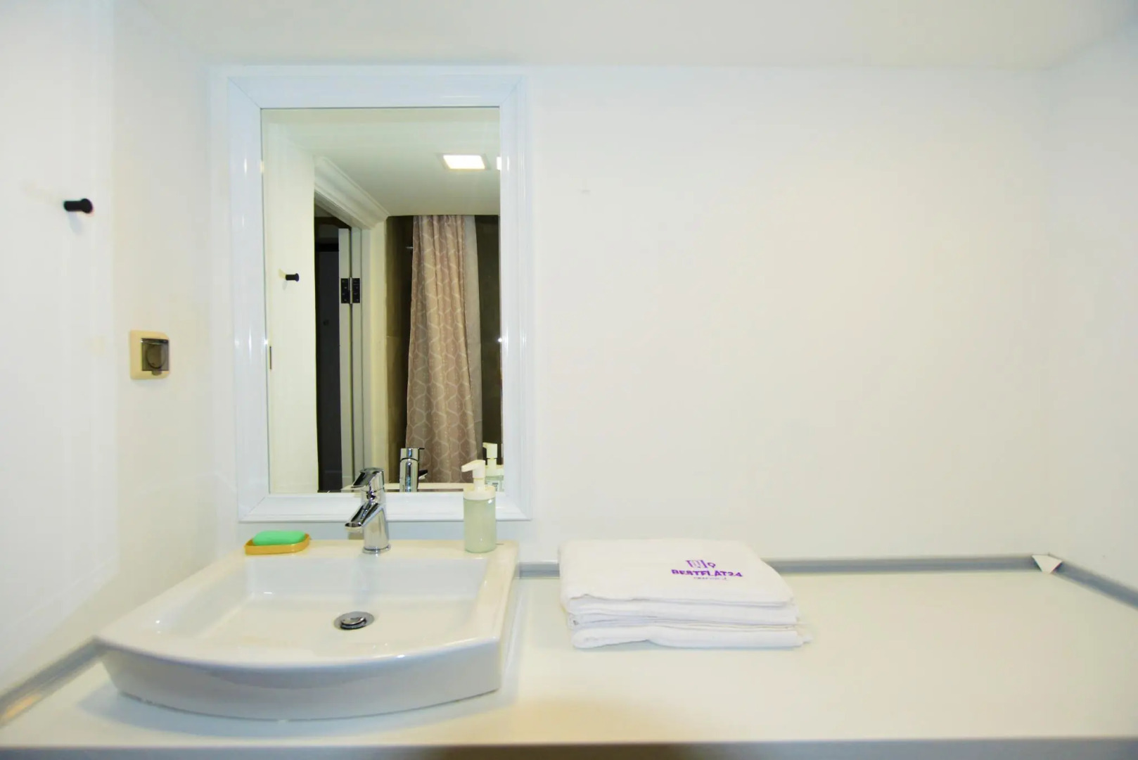 BestFlat24 (БэстФлэт24) на улице Гостиничная 10к5