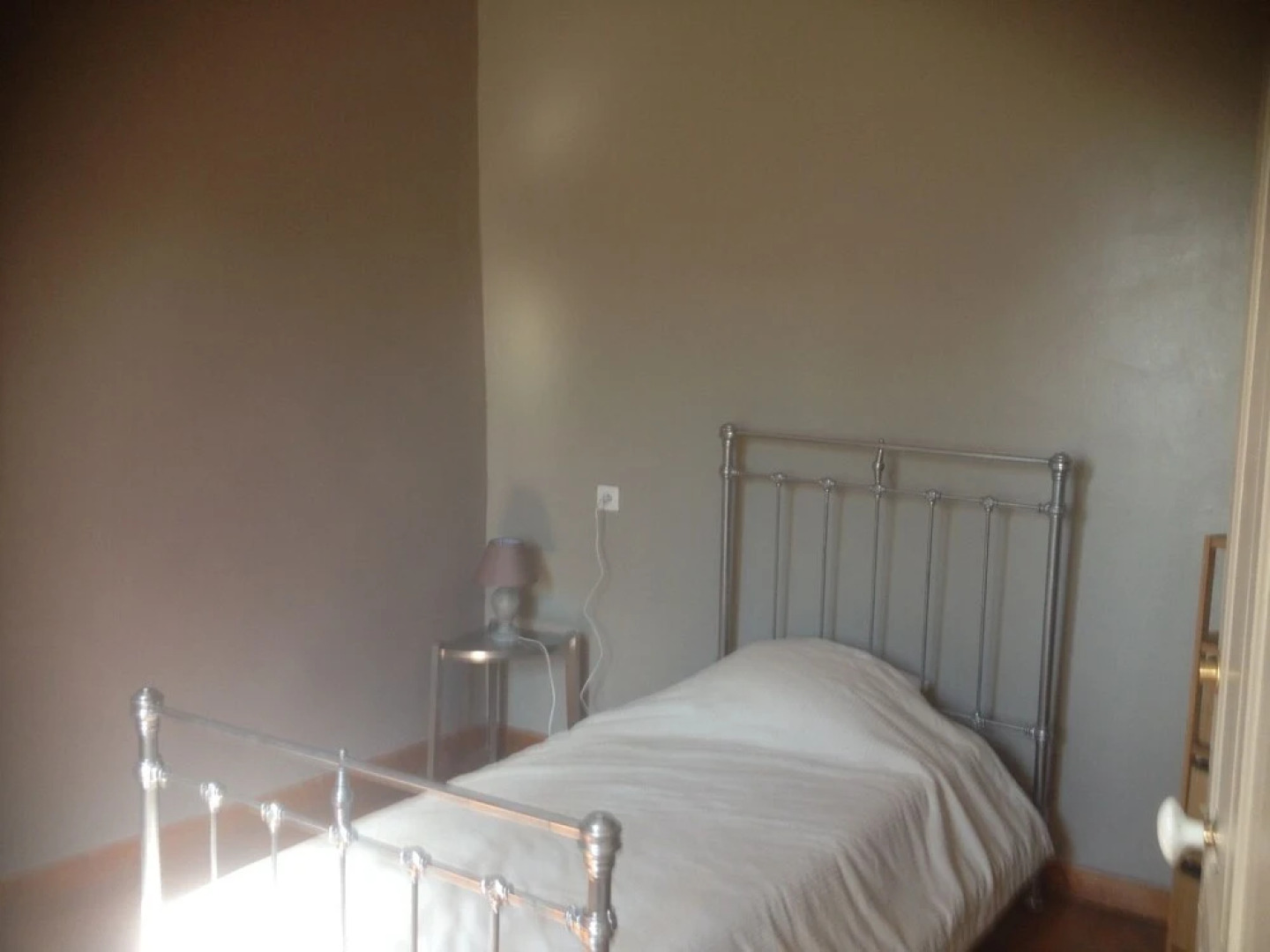 House With 5 Rooms in Le Teil, With Furnished Terrace and Wifi