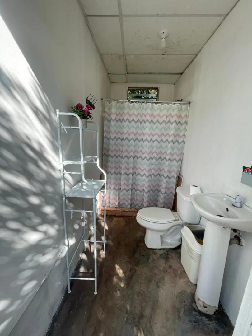 Saltwater Hostel