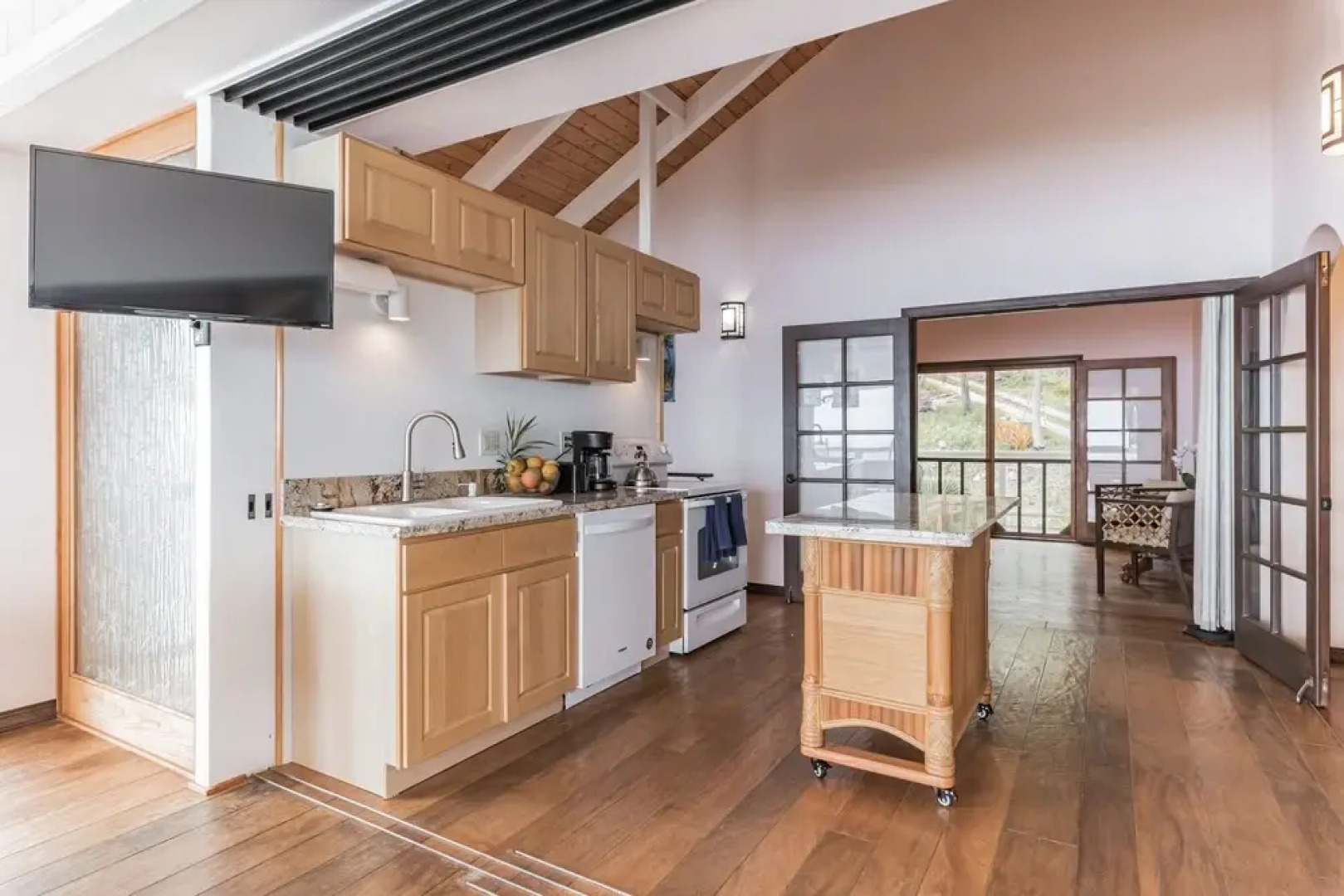 Affordable Luxury, Ocean Front With Pool & Hot Tub 3 Bedroom Apts by RedAwning