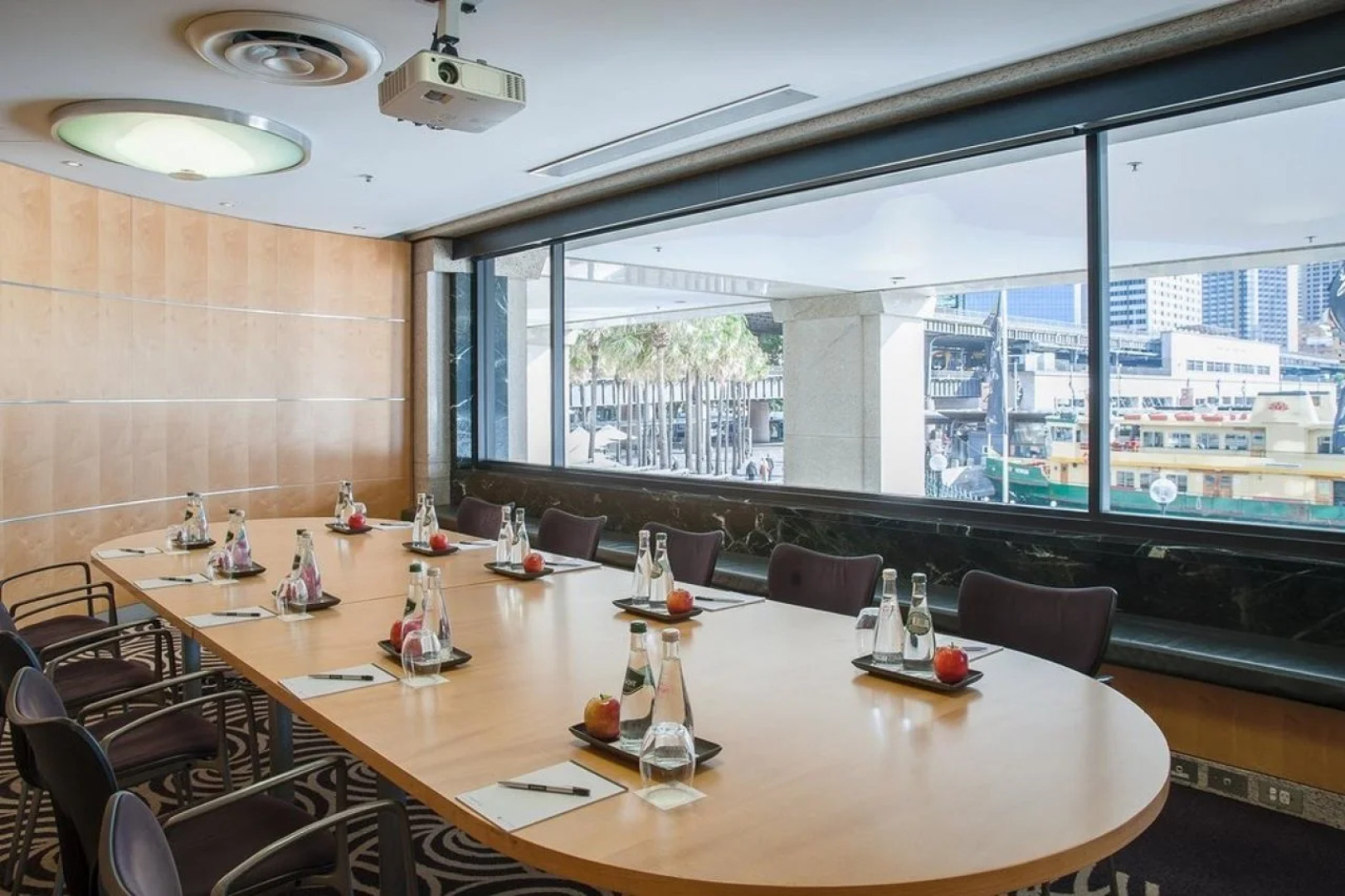 Pullman Quay Grand Sydney Harbour