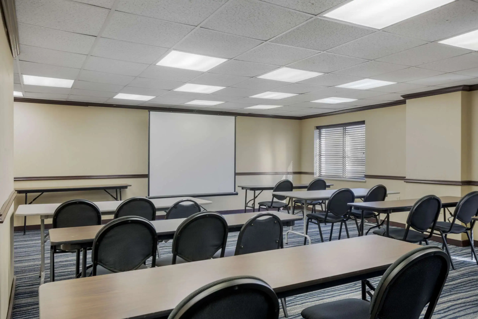 Comfort Inn & Suites Brentwood - Nashville