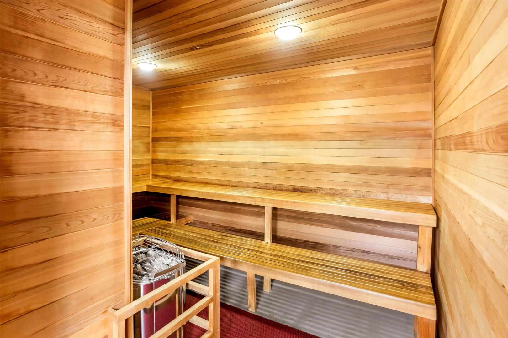 Best Western Thompson Hotel & Suites