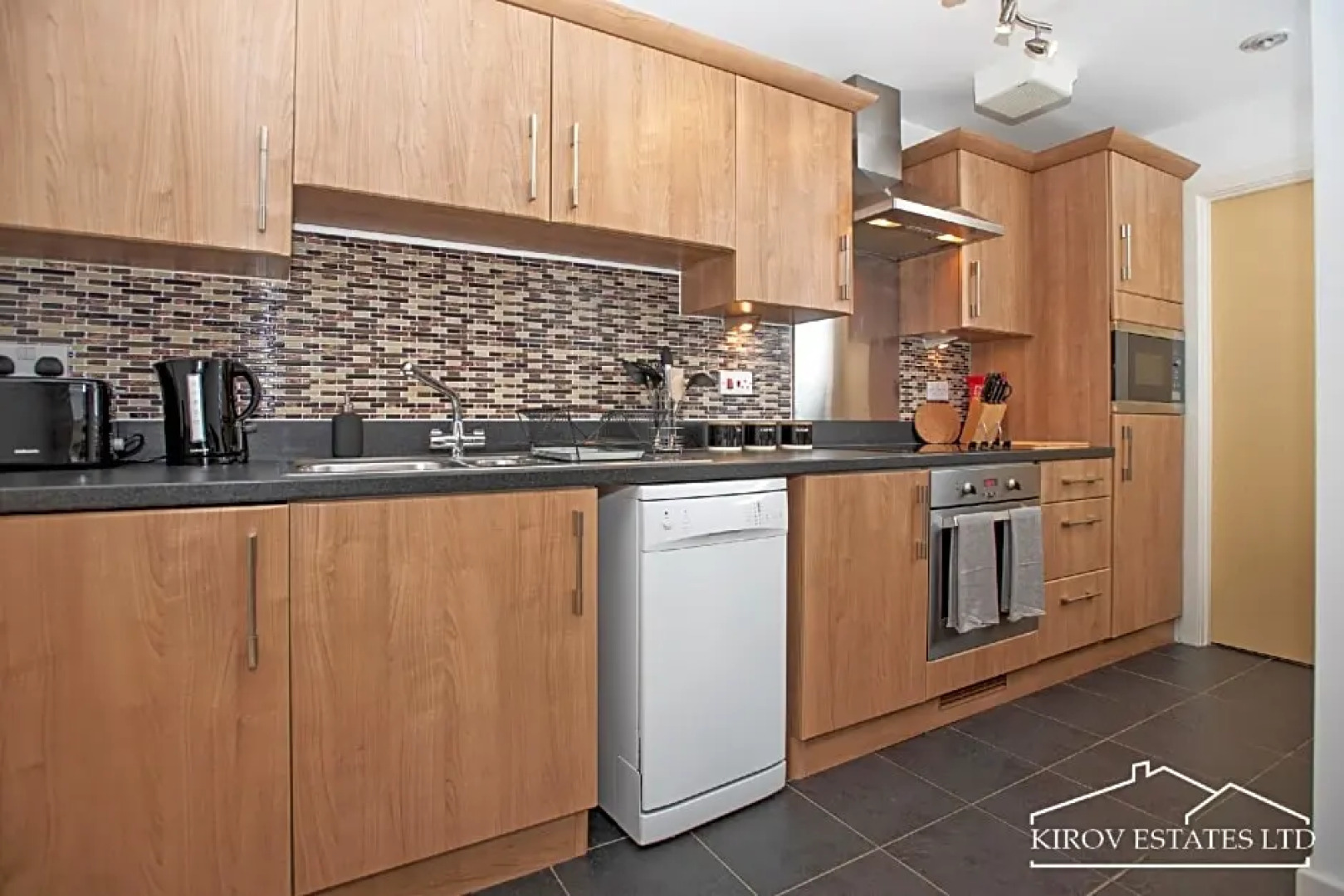 Poseidon Apartment - 1 Bed Flat - Heart of Town