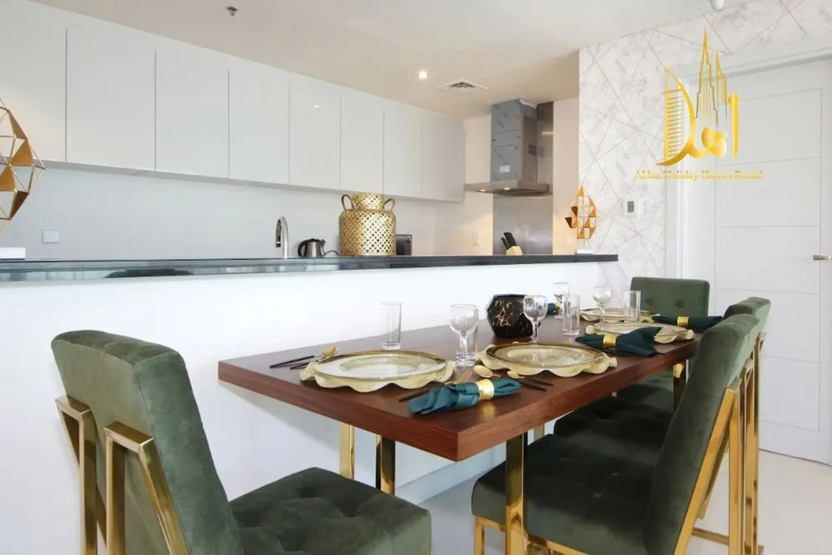 Luxurious 2 BR Damac Height Dubai Marina