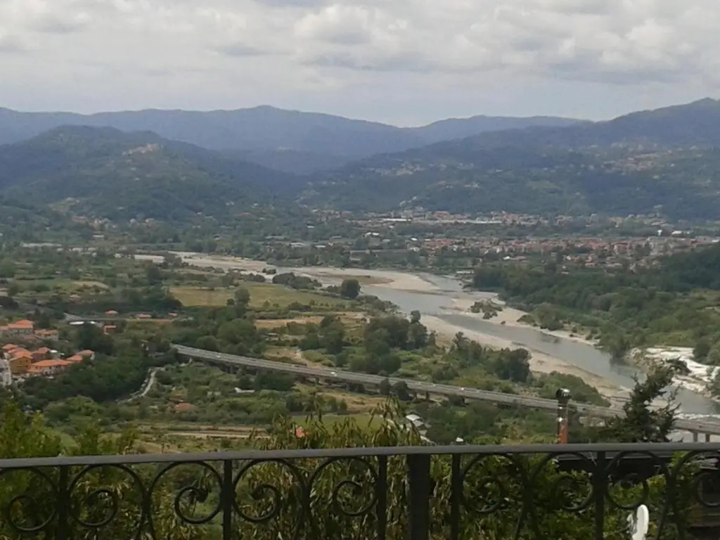 Tra La Costa Apartments