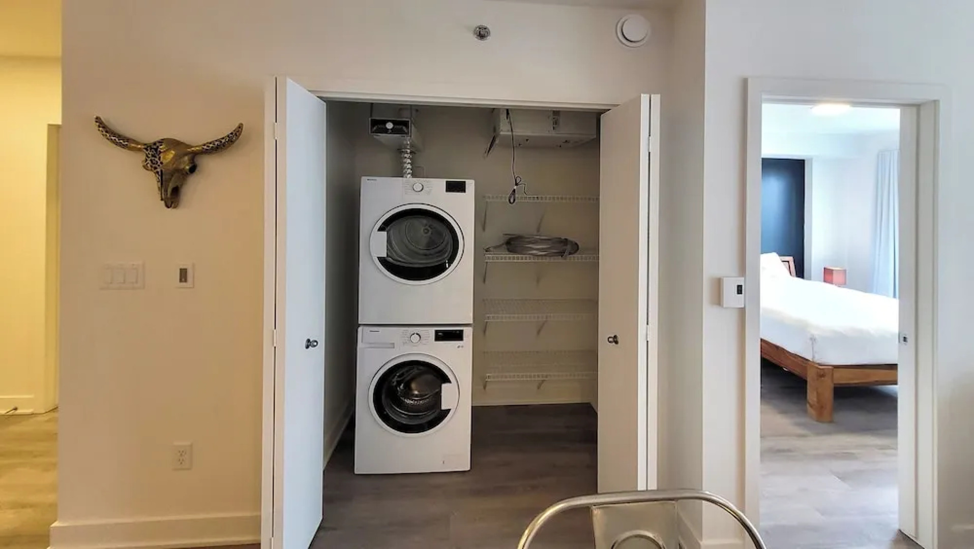 Corporate Stays - Blum