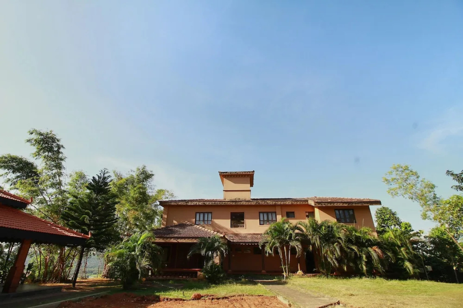 Phalguni River Lodge