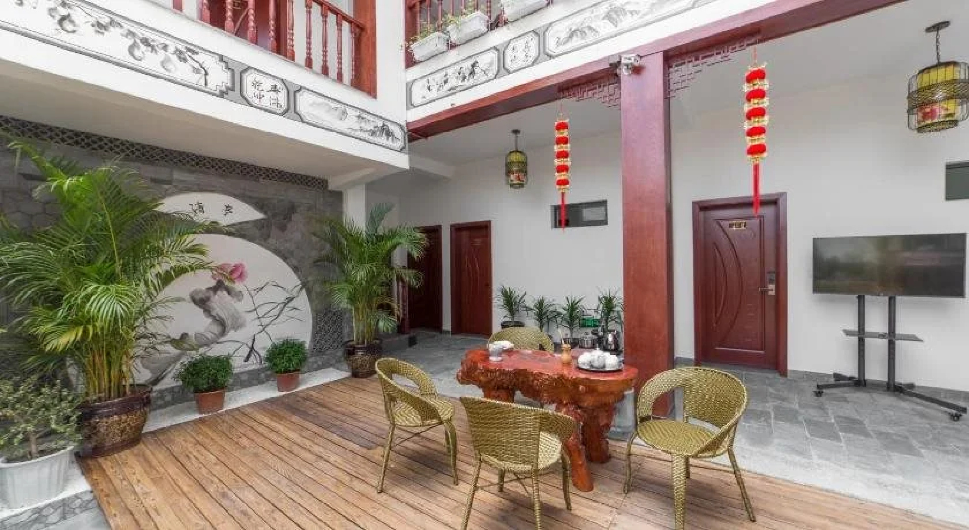 The Dragonfly Guesthouse