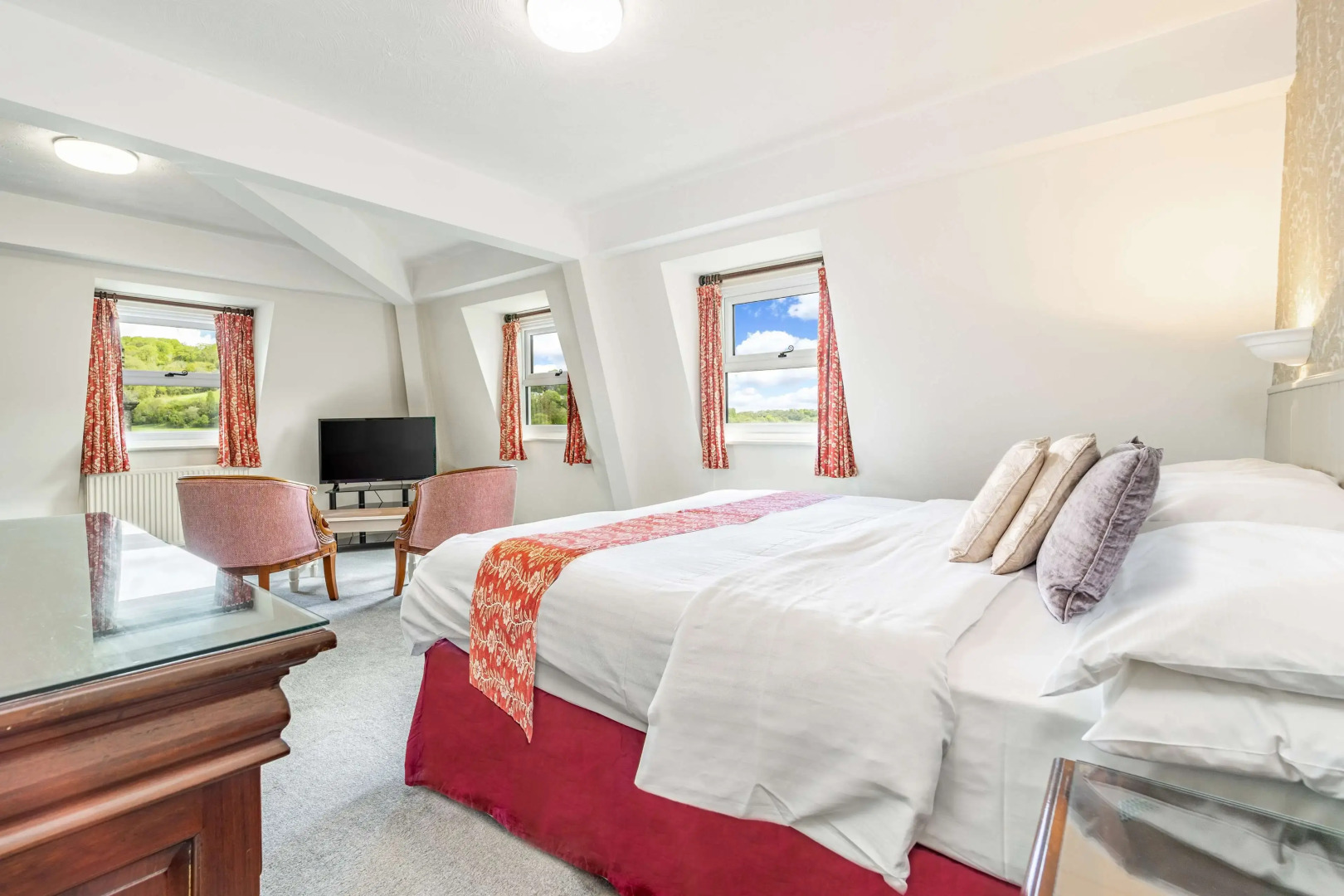 Best Western Limpley Stoke Hotel