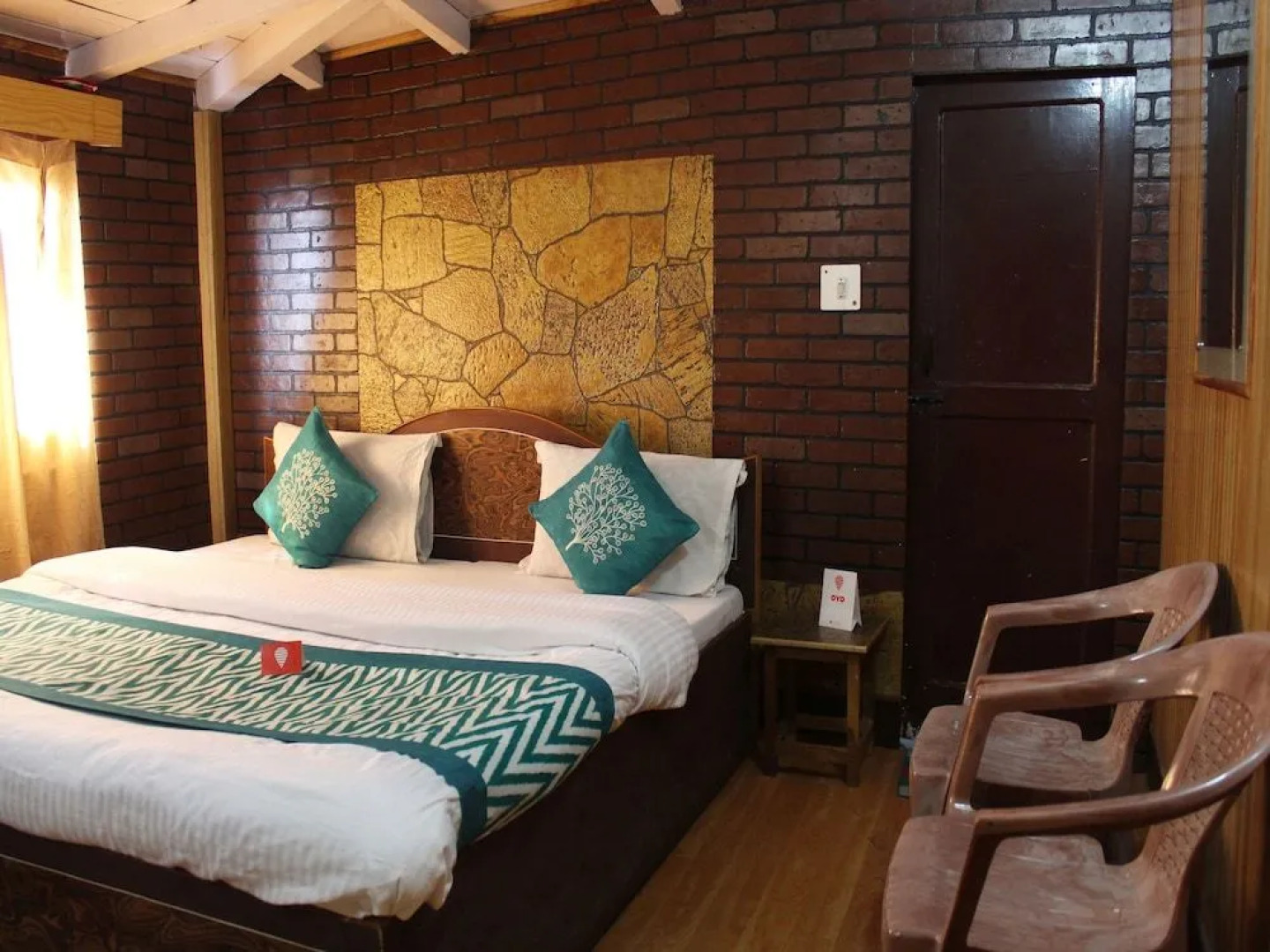 OYO 12782 Hotel Sweet Home