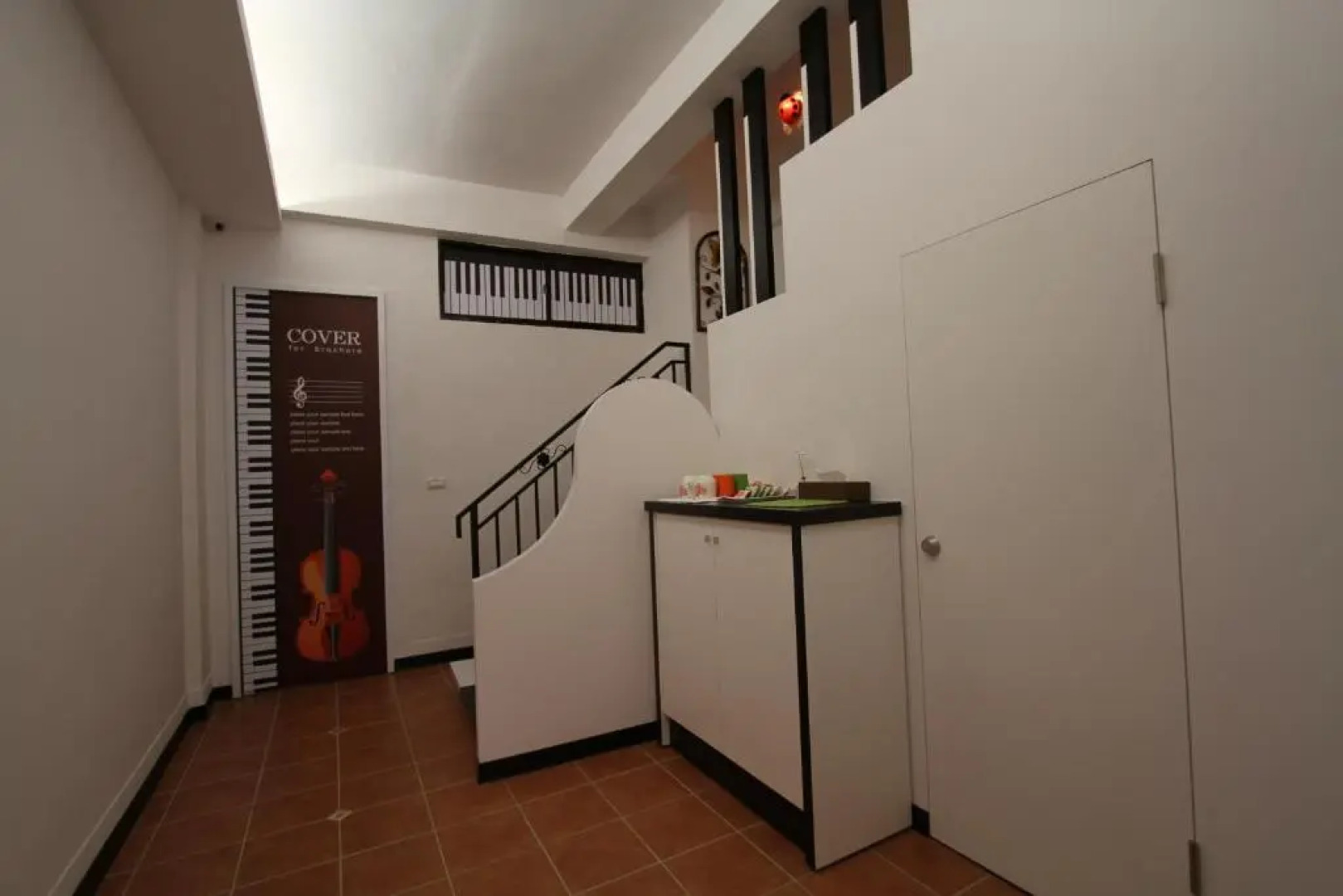 Pianist Homestay