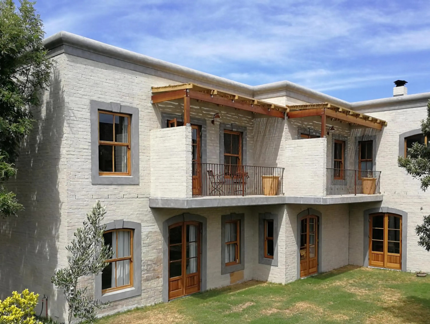 Bakovenbay Luxury Suites