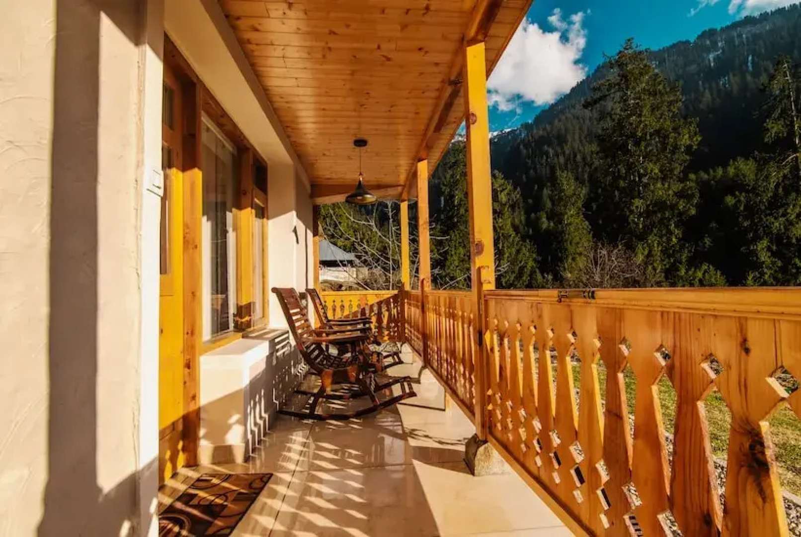 Manali Outskirts Villa