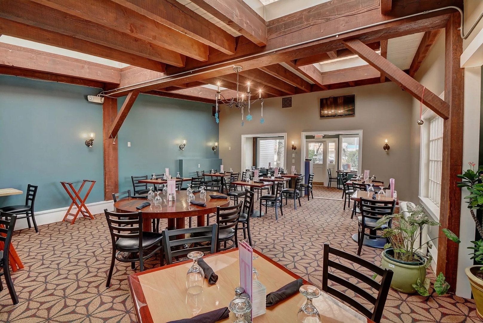 Colonial Motel And Spa