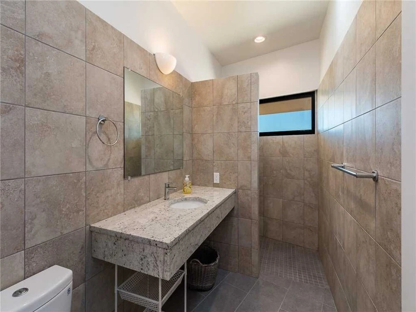 Casa de los Suenos, 2 Bedrooms, Sleeps 4, Fireplaces, Hdtv, Wifi