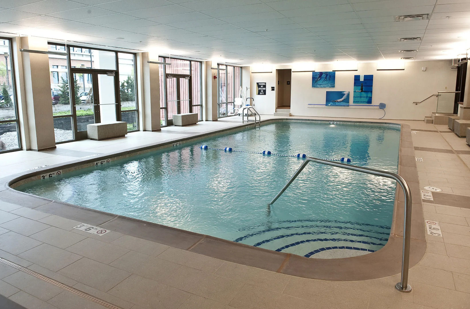 HoteLumiere at the Arch - A Caesars Rewards Destination