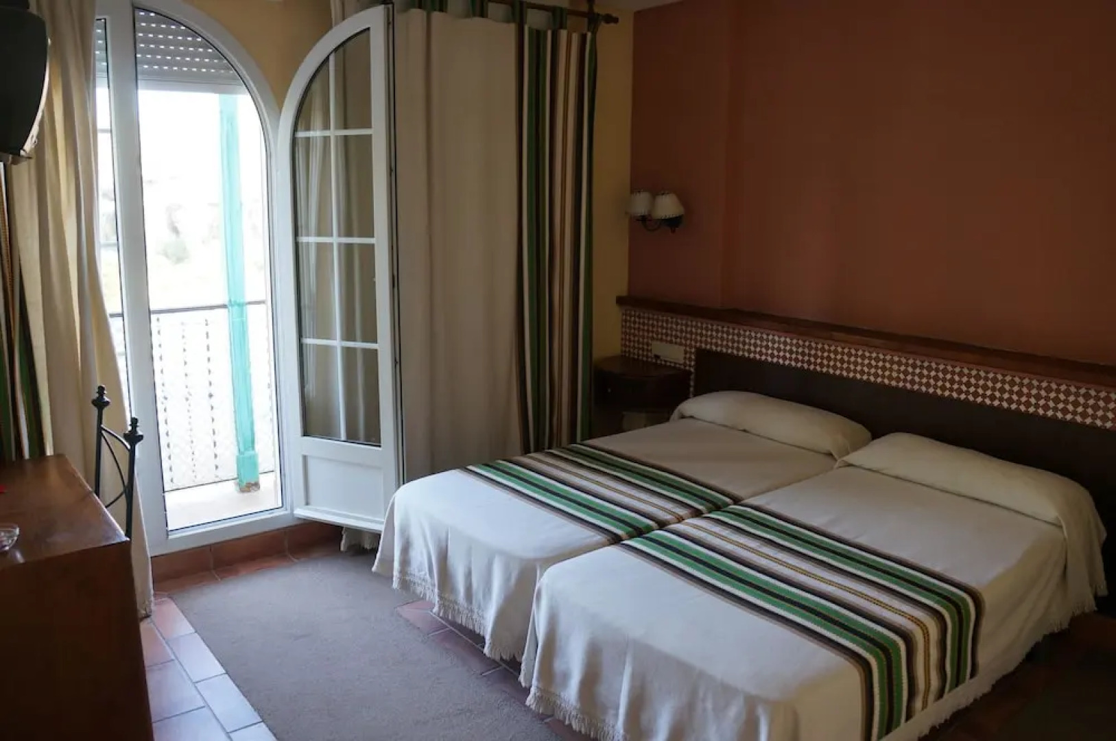 Balneario de Alicún de las Torres