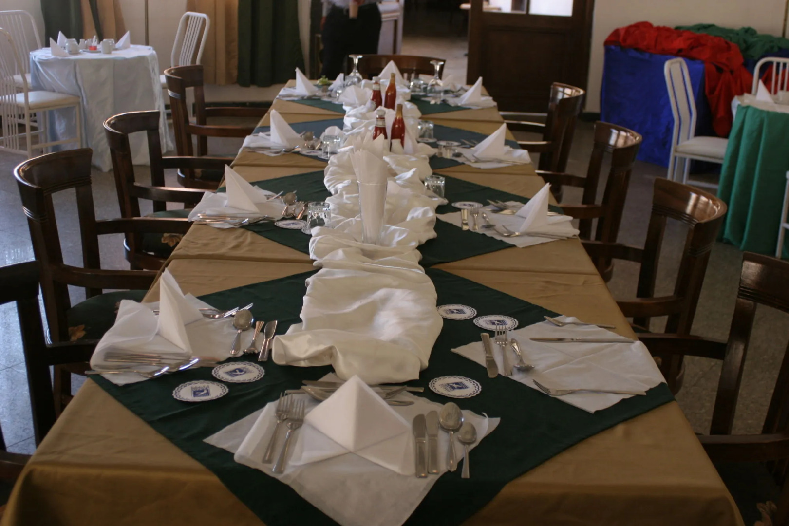 Catherine Plaza Hotel