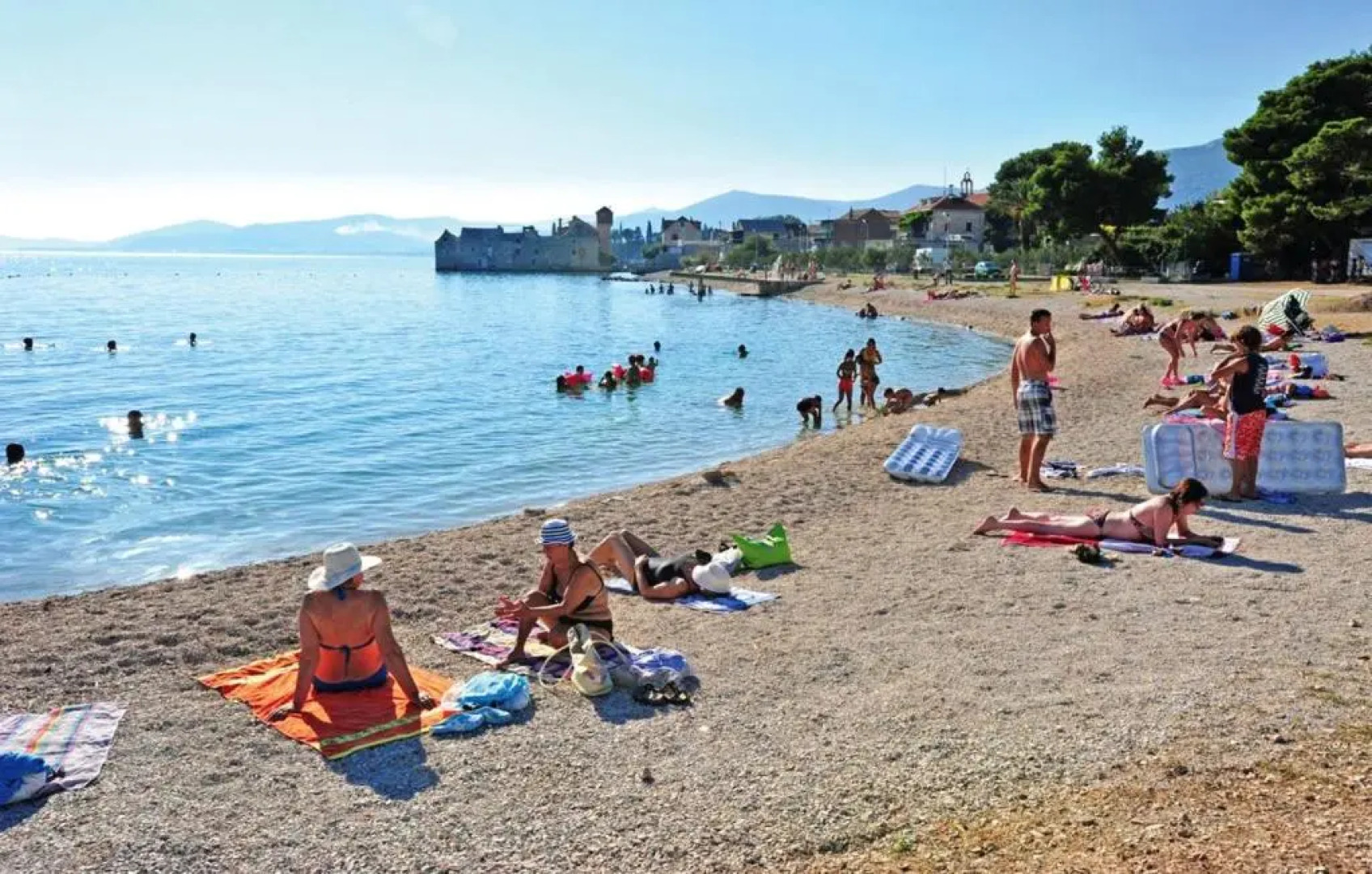 Villa with 4 bedrooms in Solin with wonderful sea view private pool enclosed garden 5 km from the beach