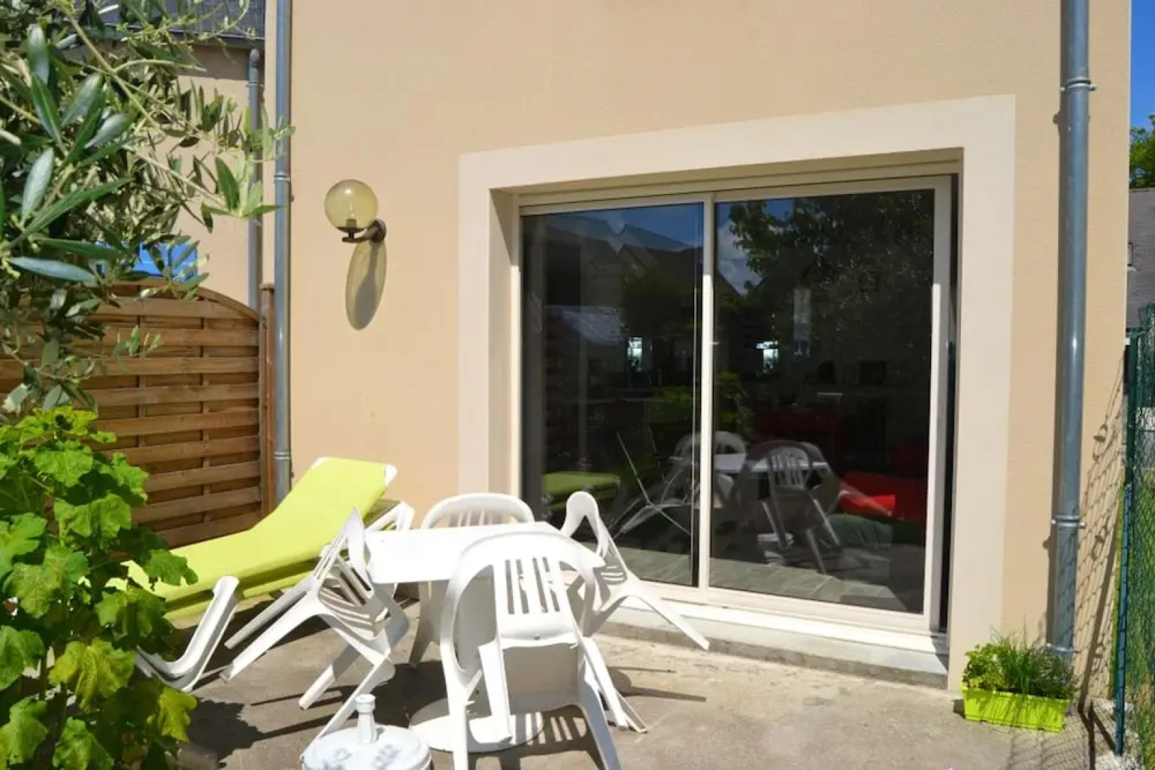 House With 2 Bedrooms in Saint-jouan-des-guérets, With Enclosed Garden