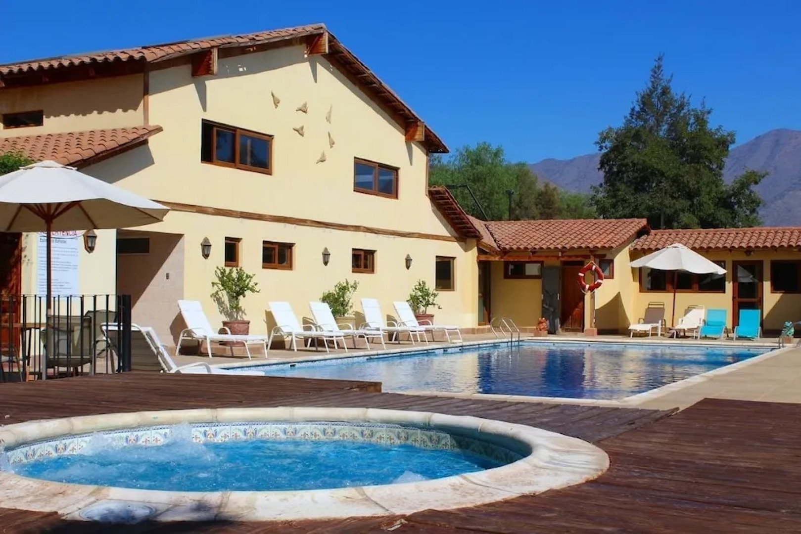 Howard Johnson Hotel Rinconada de Los Andes