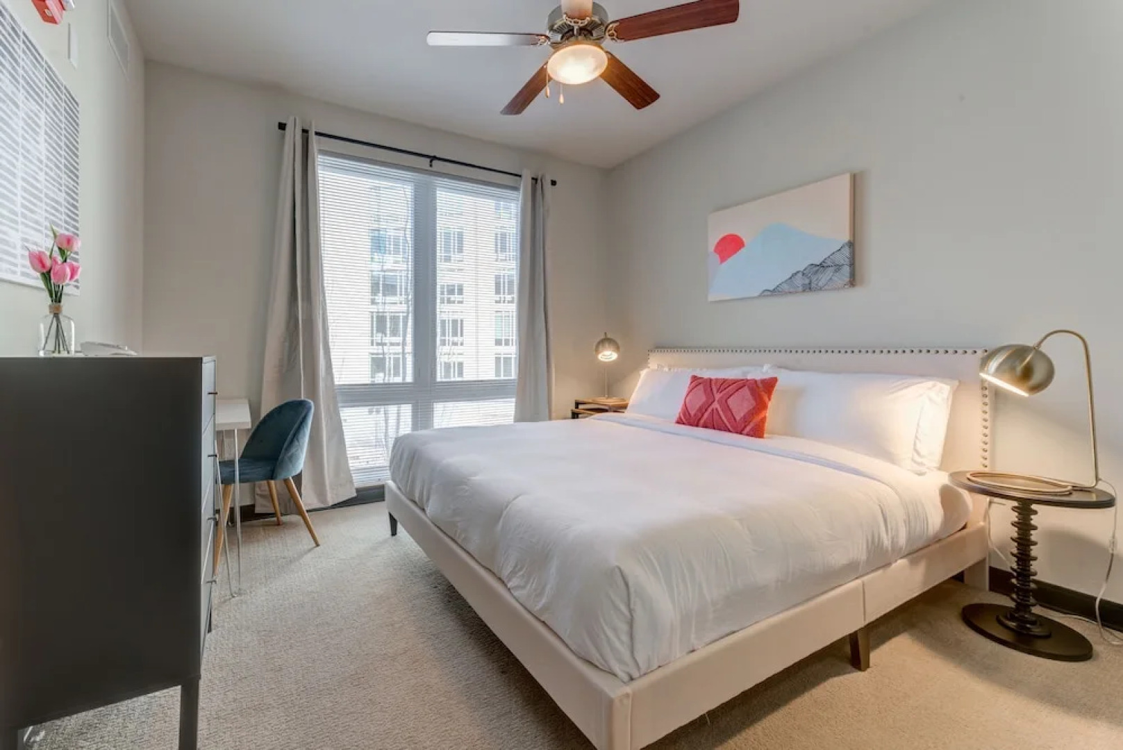 Kasa Milwaukee Westown