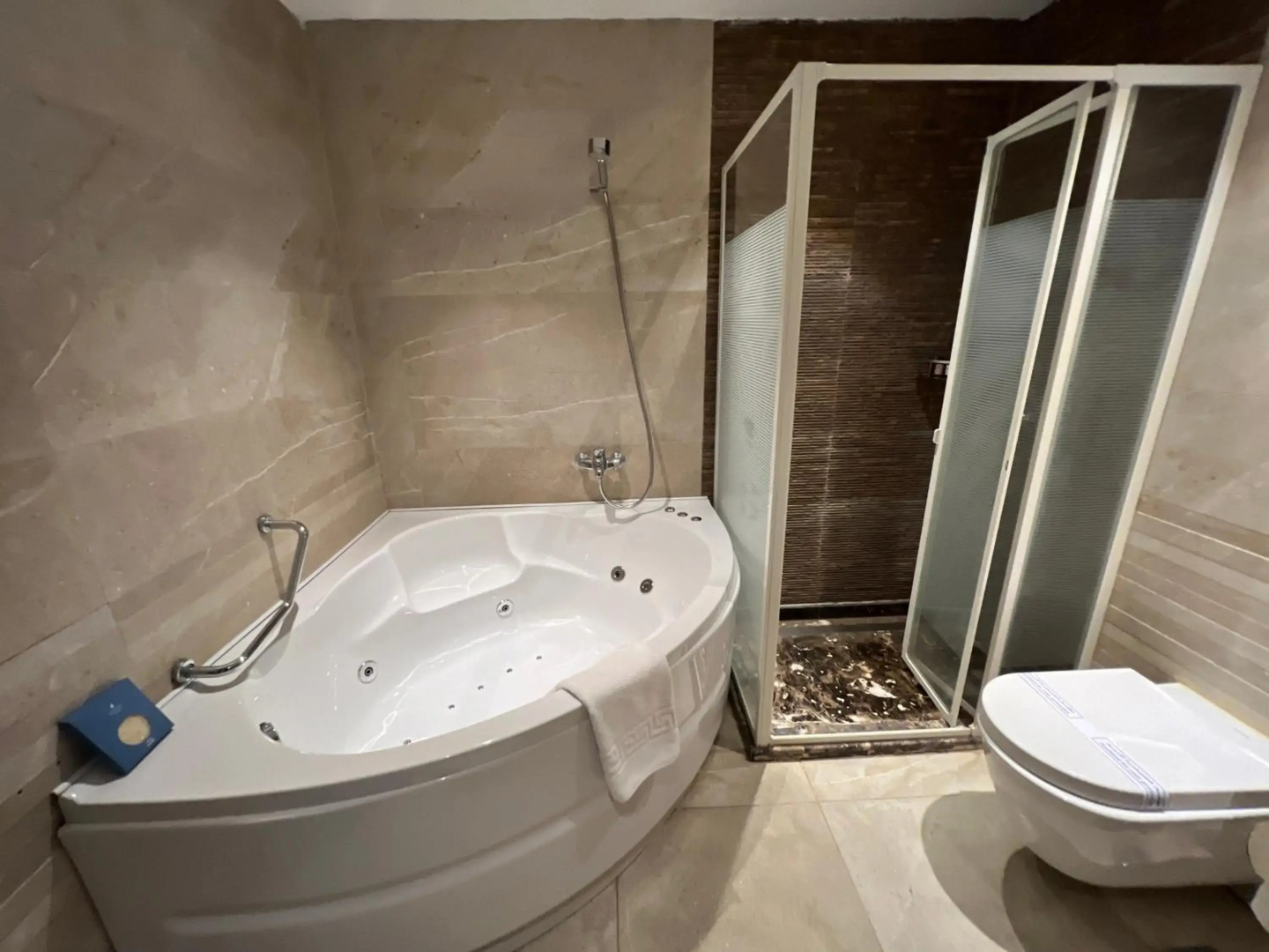 Grand Ocean Hotel & Resort