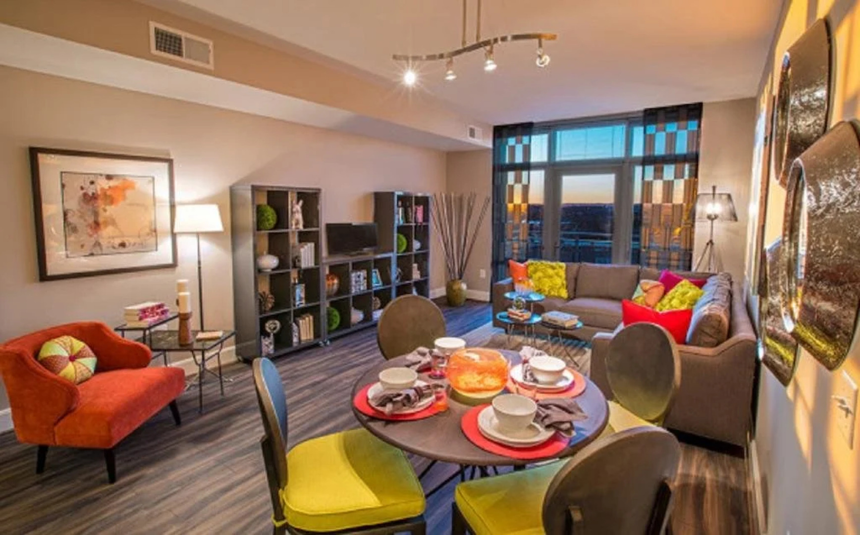 National at Reston Town Center