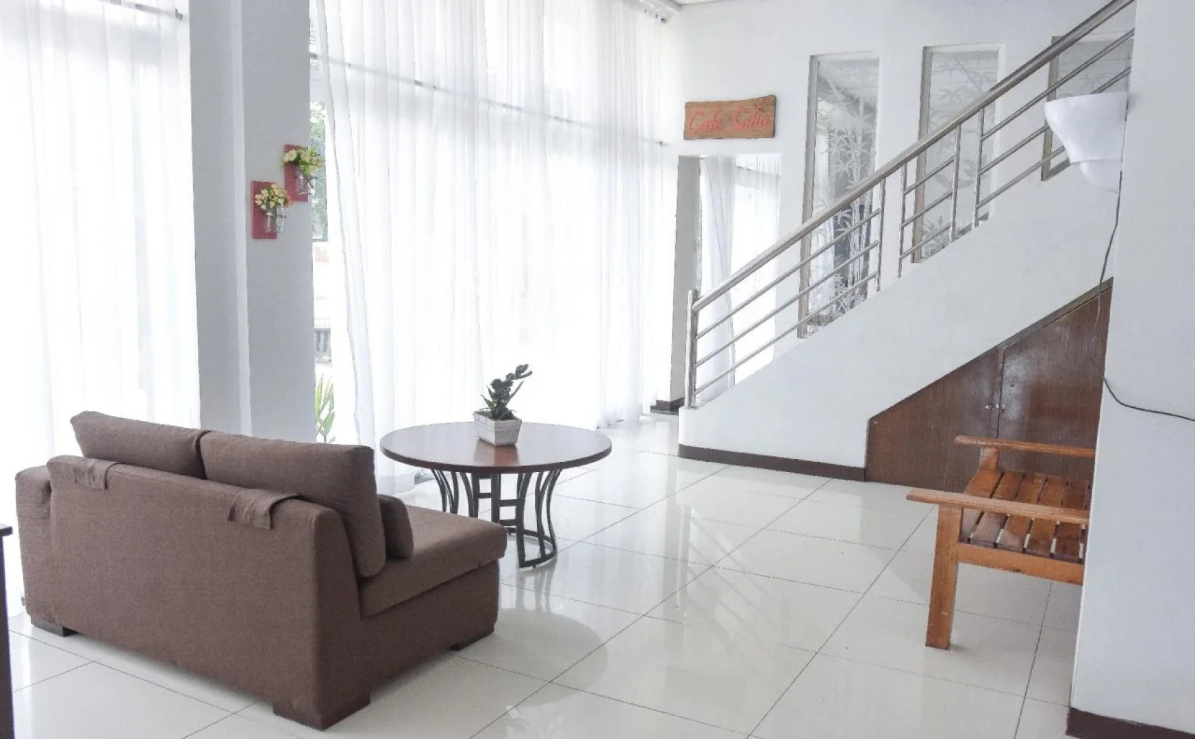 Tiptop Tower Suite Inn