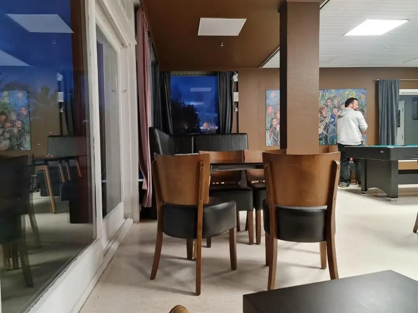 Isfjorden Turisthotell & Motell