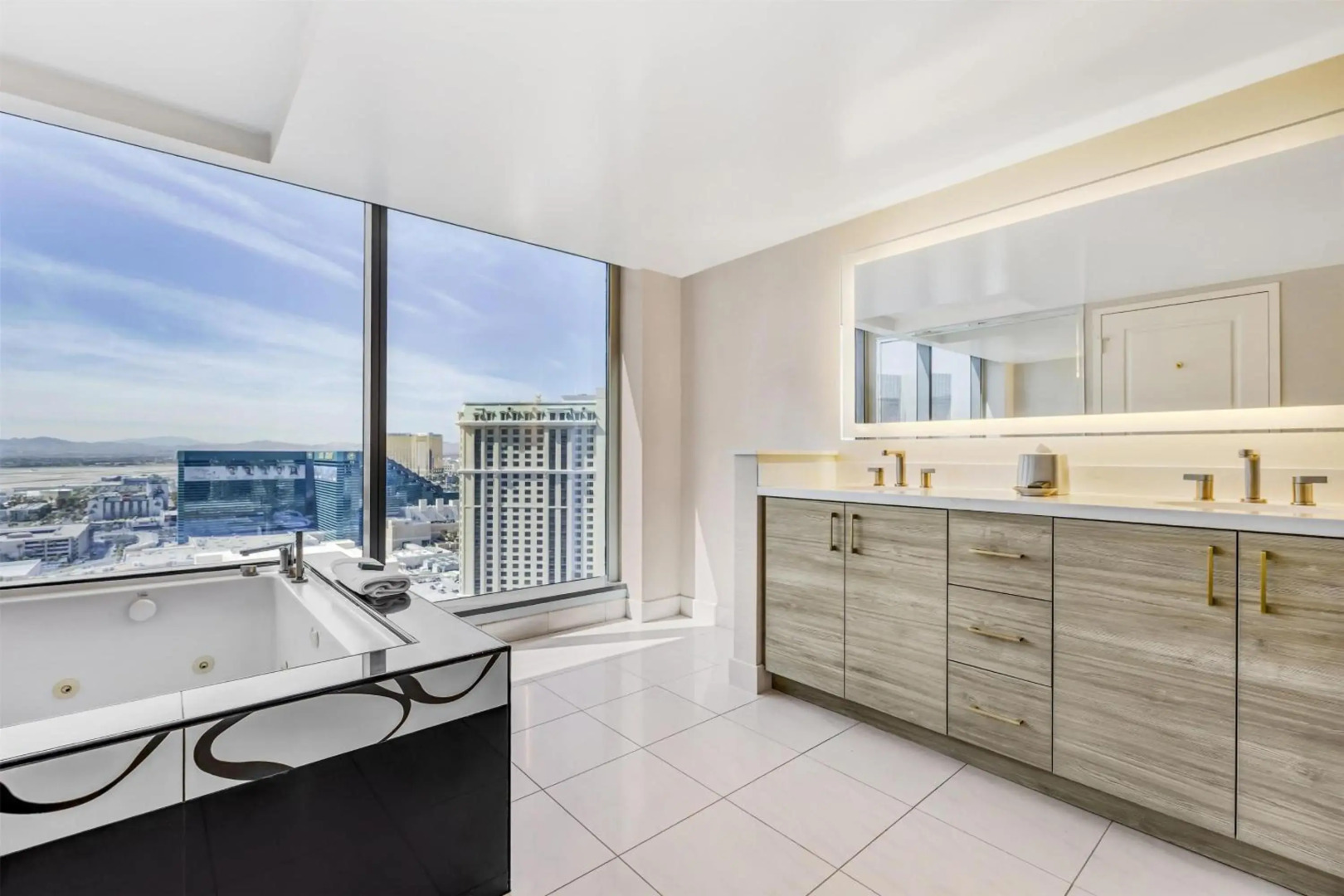 Hilton Grand Vacations Club Elara Center Strip Las Vegas