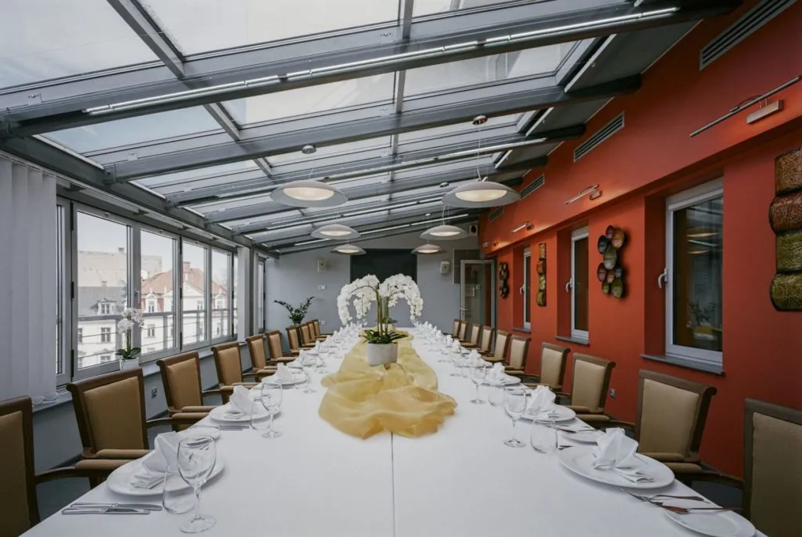 Avalon Hotel & Conferences