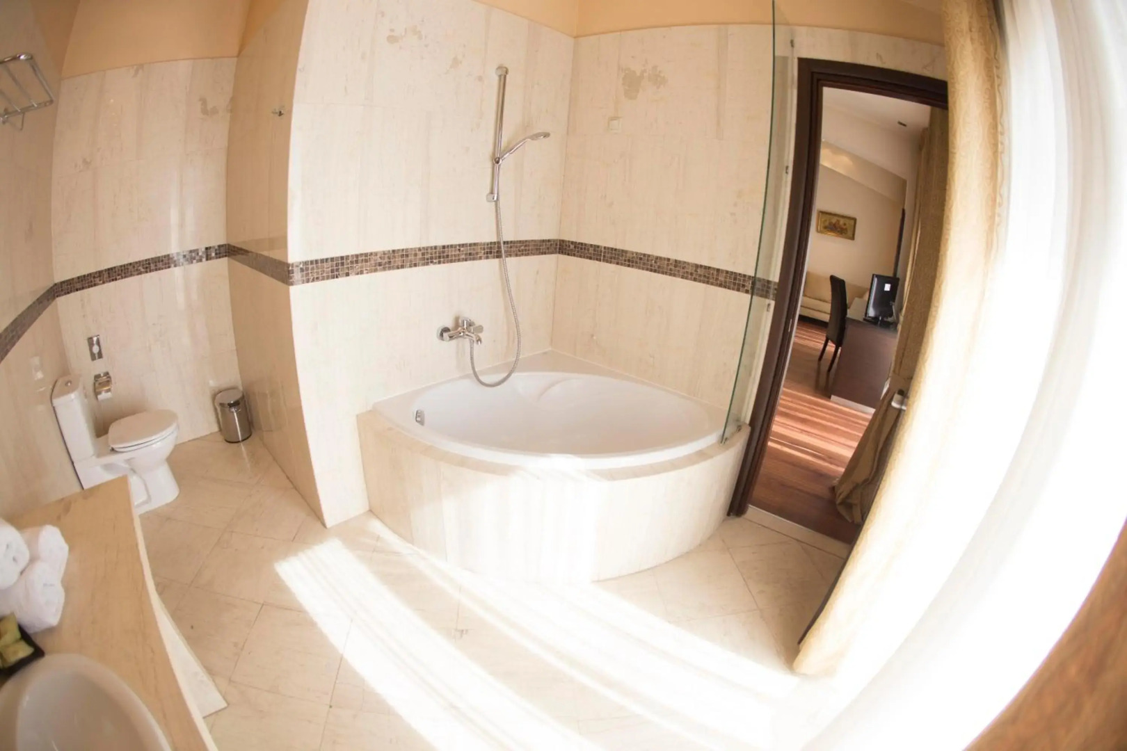 Davitel Tobacco Hotel