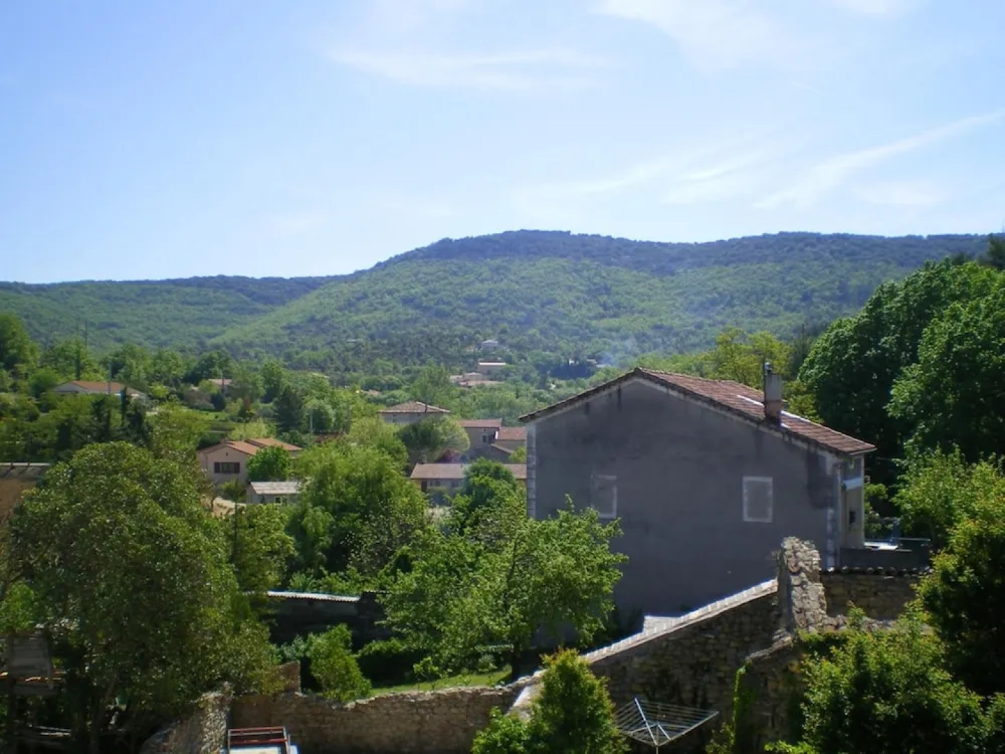 Apartment With 3 Bedrooms in Grospierres, With Wonderful Mountain View