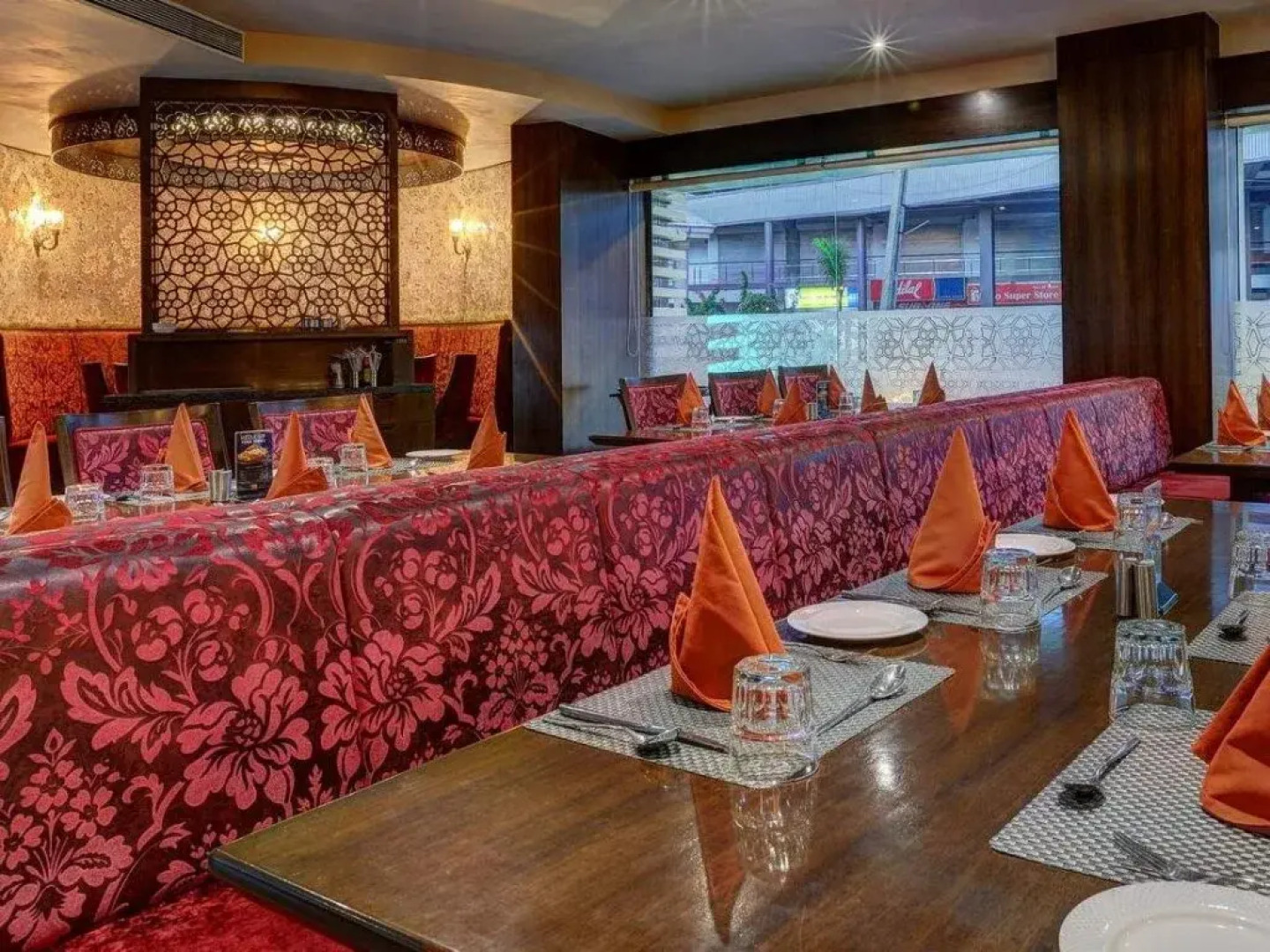 TGB Express Hotel - Nadiad