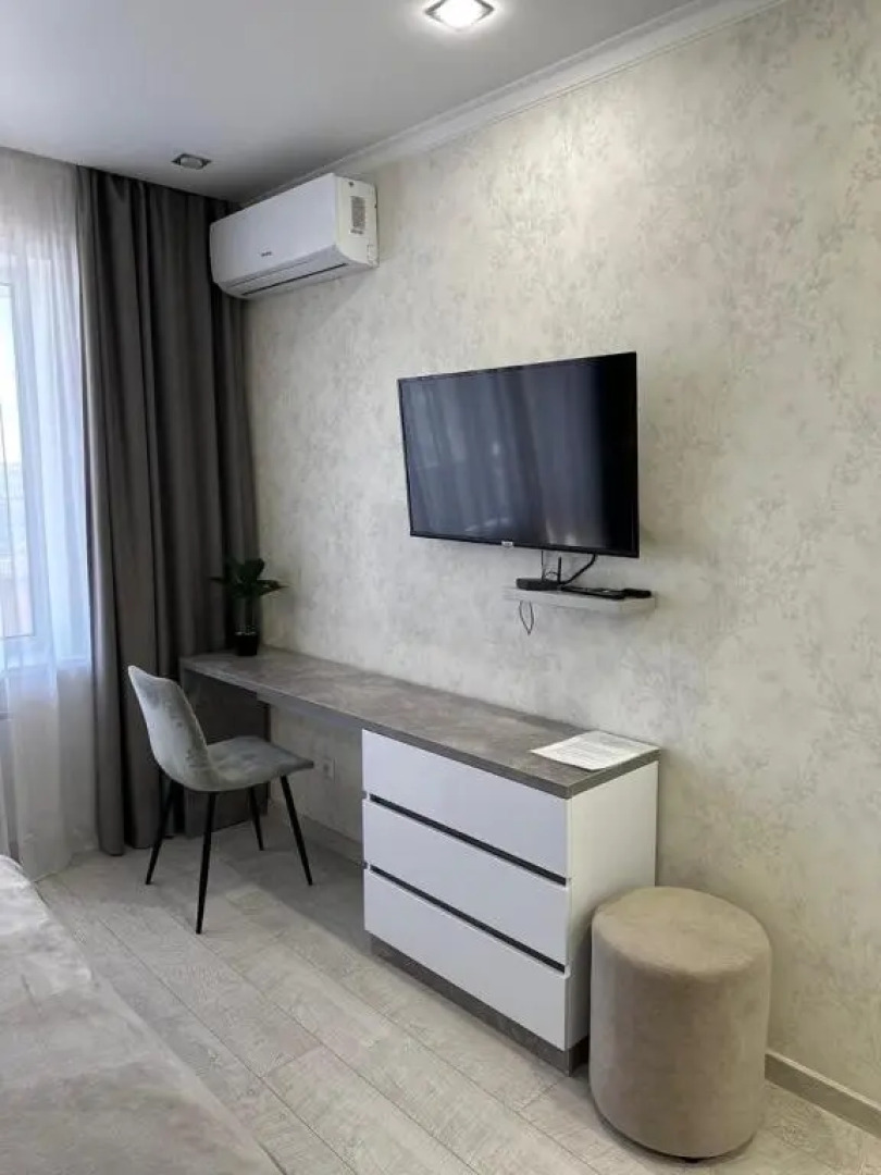 Novaja sovremennaja kvartira v tsentre goroda