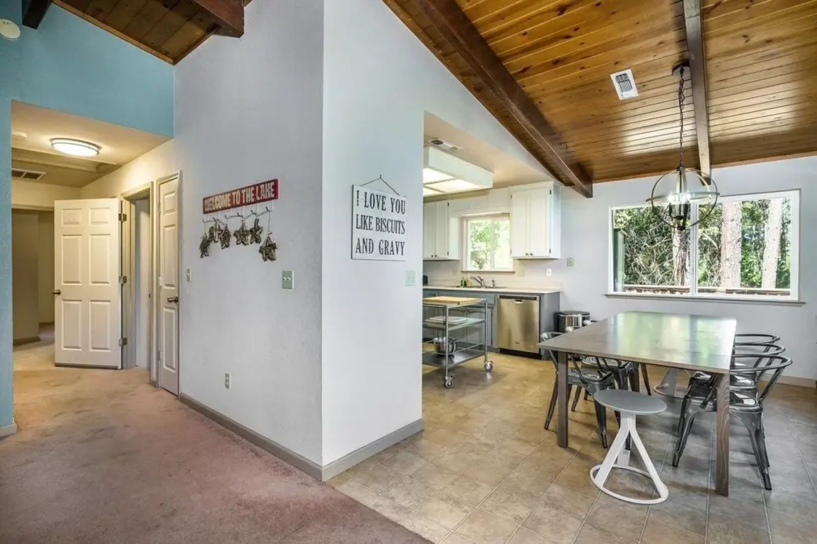 Hillside Haven -PET FRIENDLY!  Explore All Yosemite and Pine Mountain Lake has to Offer by Yosemite Region Resorts