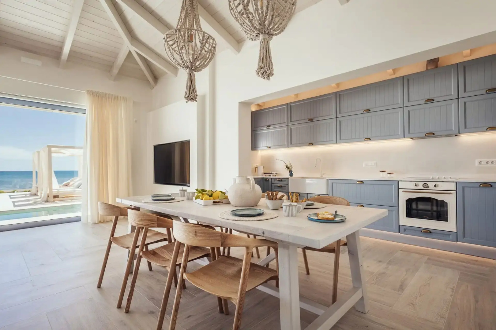 Salty Angel Sea Front Villa