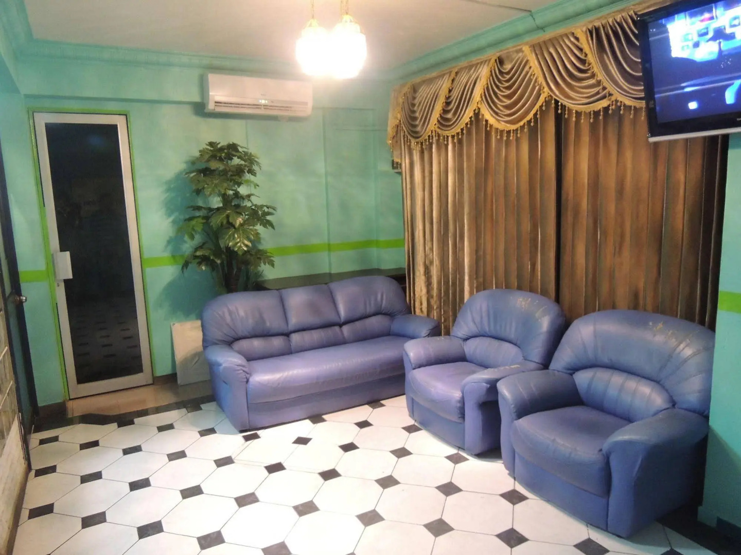 Отель Off Day Inn