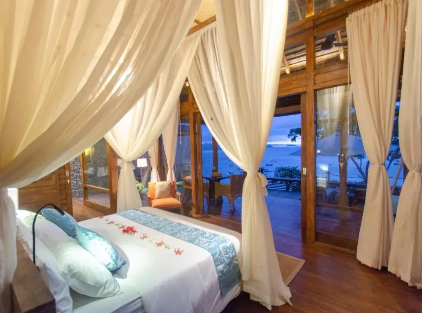 Bayview Gardens Hotel & Viewpoint