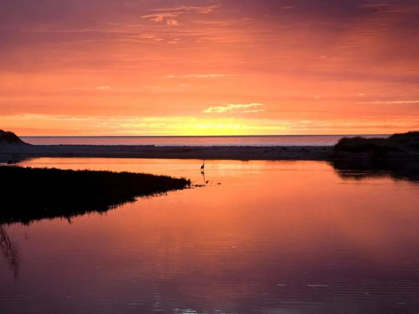 Stones Throw - 26 River View Drive