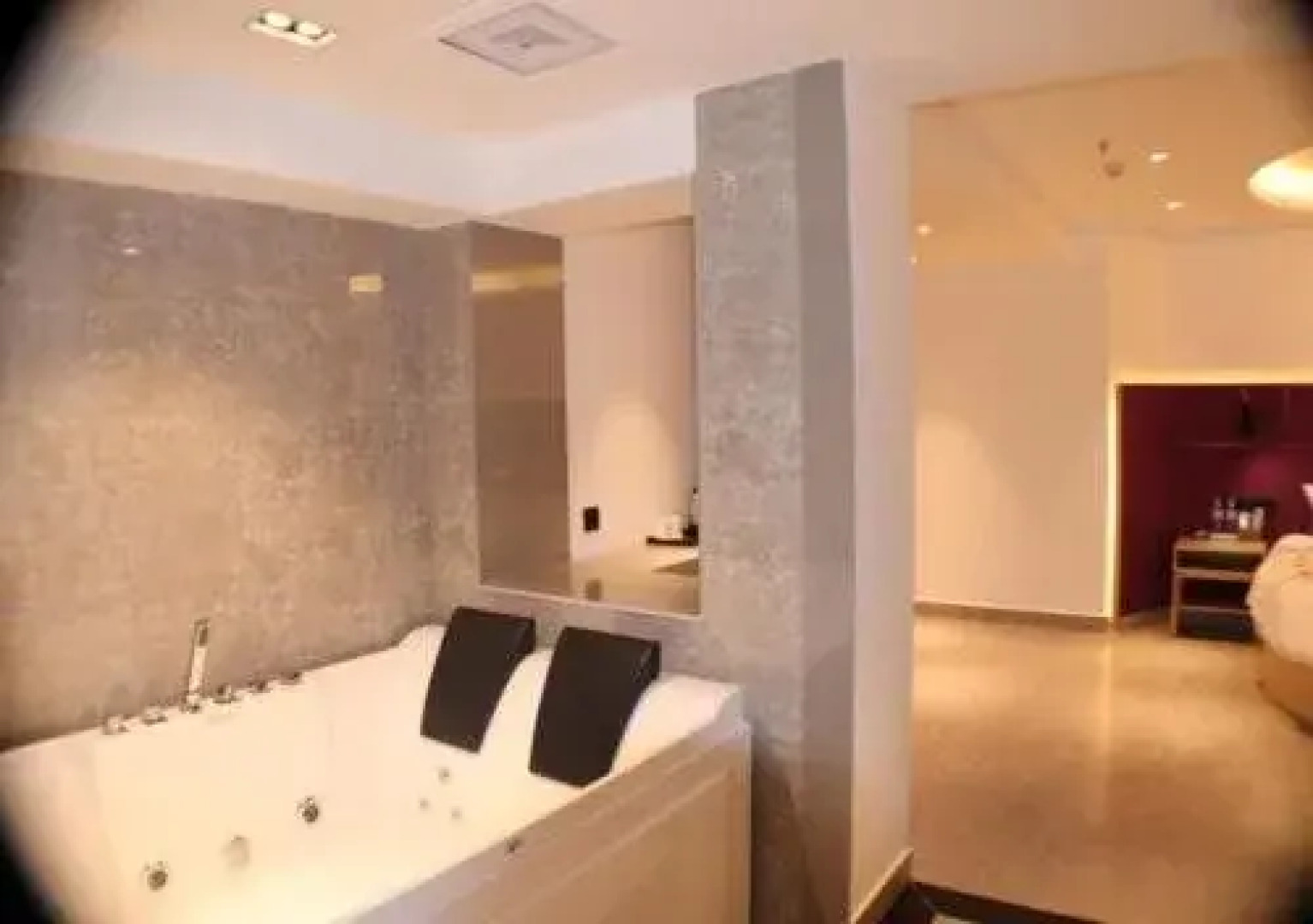 Jiajie Inn Haikou Mingmen Square Branch