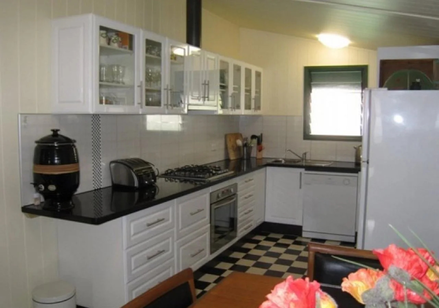 Pitstop Lodge Bed & Breakfast and Guesthouse