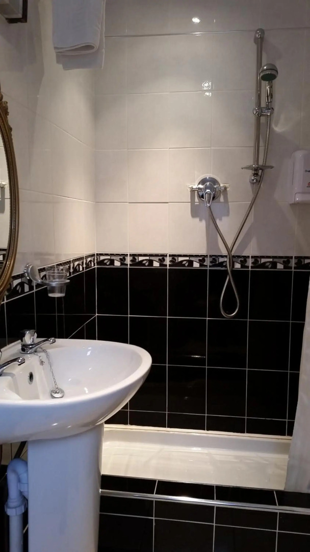 Clifton Park Hotel - Exclusive to Adults