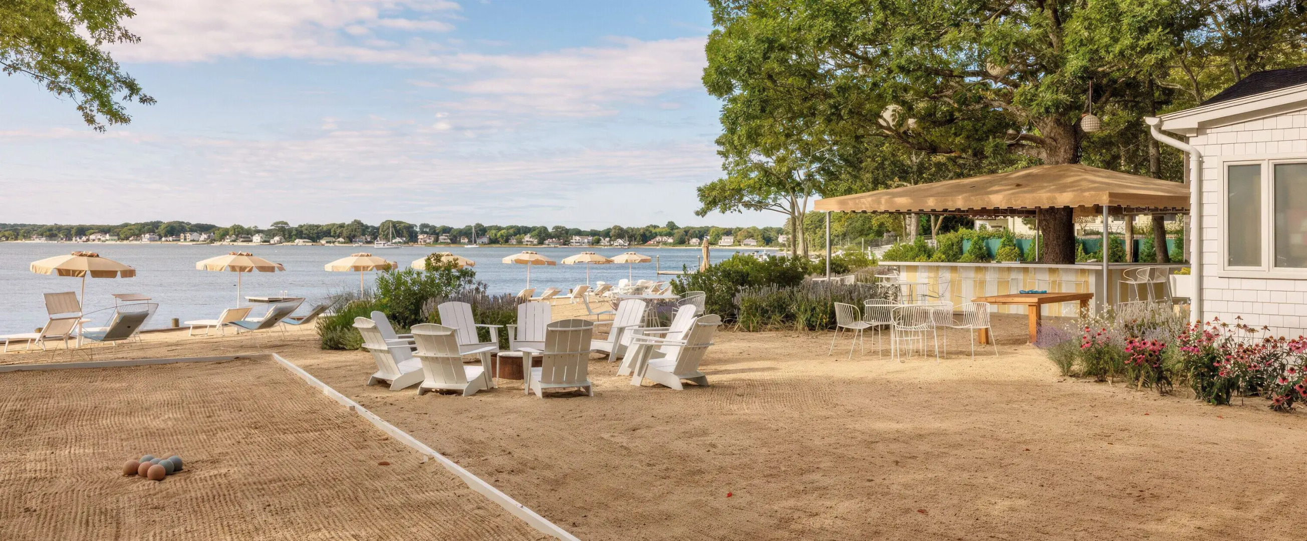 Silver Sands Motel & Beach Bungalows