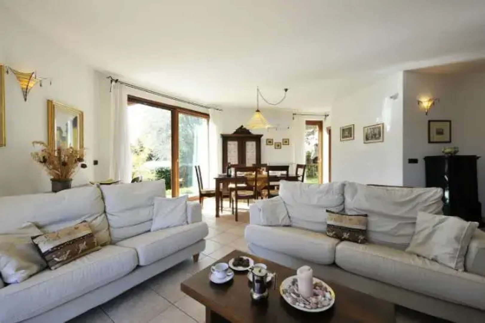 Mezzegra Pola Elegante