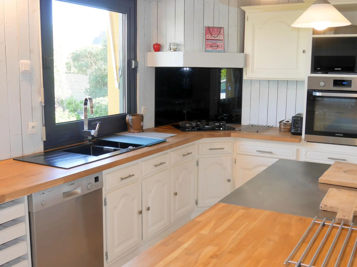 Holiday Home With Jacuzzi, Guisseny