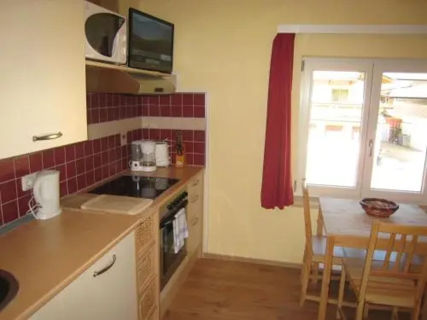 Studio Thompson by Alpen Apartments