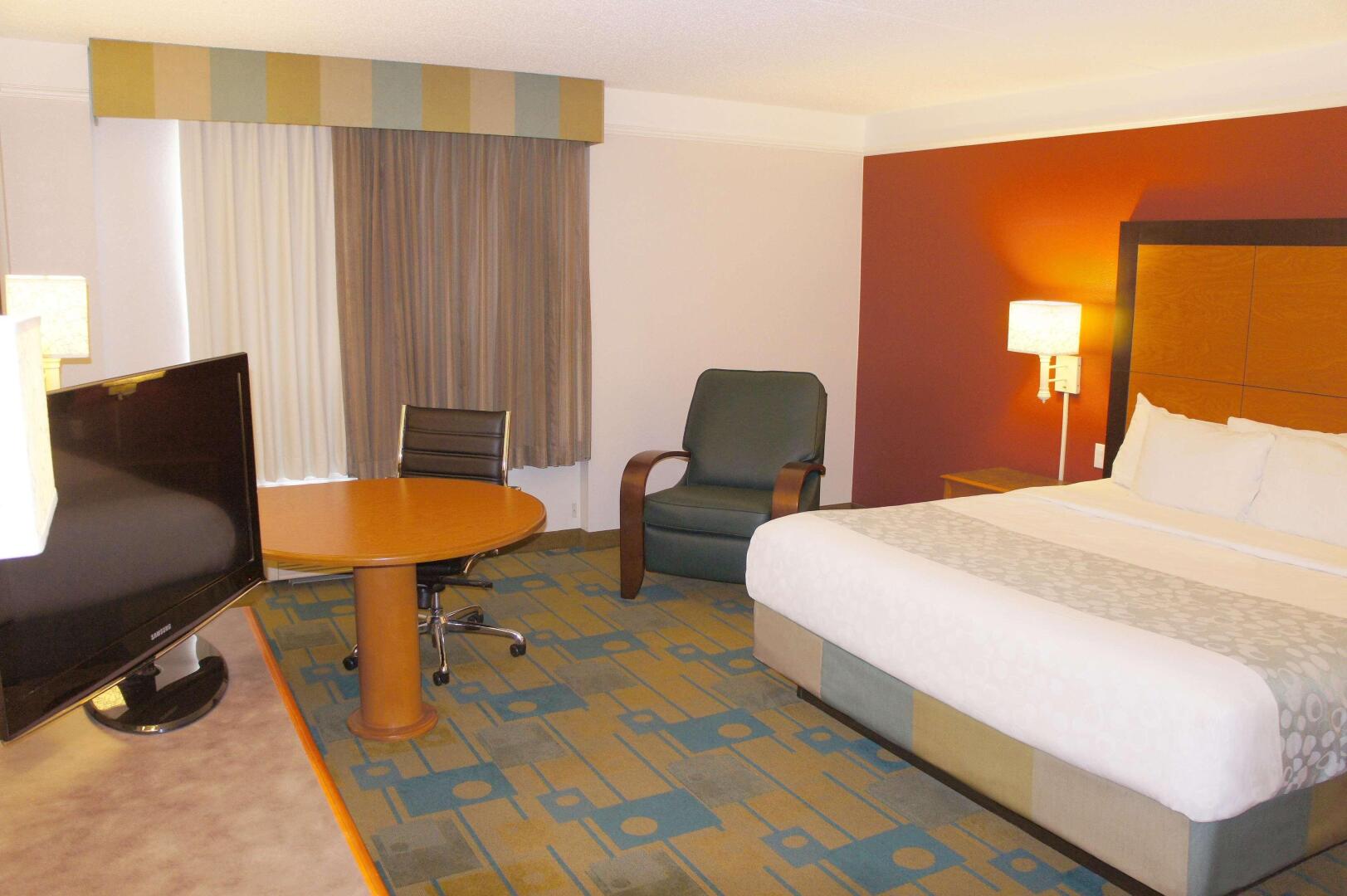 La Quinta Inn & Suites by Wyndham Sherman